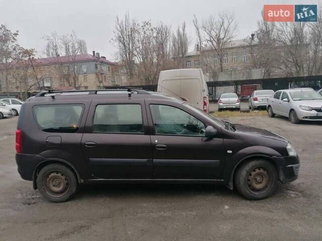 Коричневый ВАЗ Largus, объемом двигателя 1.6 л и пробегом 200 тыс. км за 4500 $, фото 5 на Automoto.ua