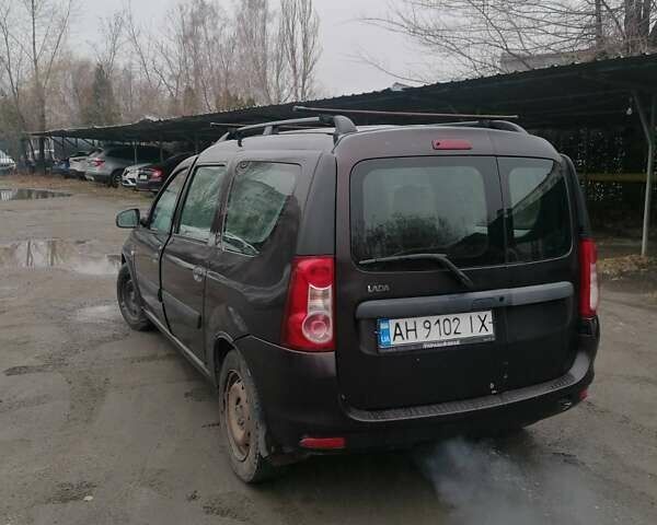 Коричневый ВАЗ Largus, объемом двигателя 1.6 л и пробегом 200 тыс. км за 4500 $, фото 7 на Automoto.ua