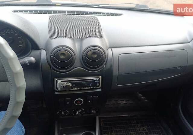 ВАЗ Largus, объемом двигателя 1.6 л и пробегом 150 тыс. км за 4870 $, фото 4 на Automoto.ua