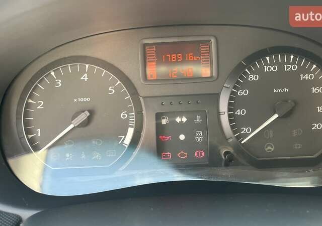 Серый ВАЗ Largus, объемом двигателя 1.6 л и пробегом 179 тыс. км за 5100 $, фото 7 на Automoto.ua