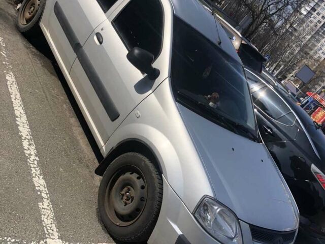 Сірий ВАЗ Largus, об'ємом двигуна 1.6 л та пробігом 278 тис. км за 5500 $, фото 1 на Automoto.ua