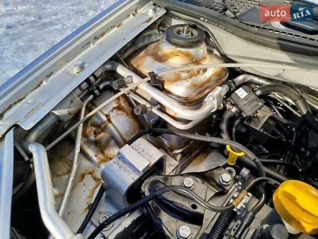 Сірий ВАЗ Largus, об'ємом двигуна 1.6 л та пробігом 185 тис. км за 5900 $, фото 26 на Automoto.ua