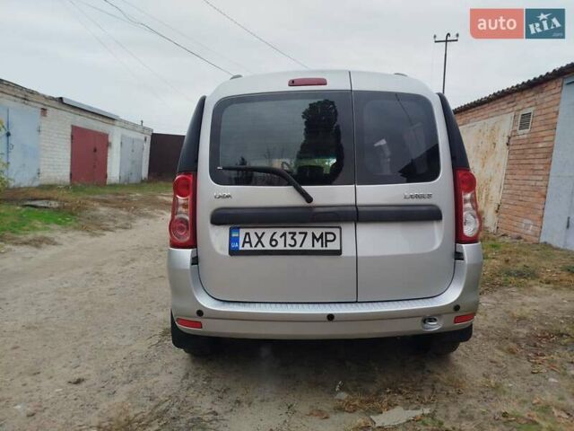 ВАЗ Largus 2015 у Изюме на Automoto.ua Сірий ВАЗ Largus, об'ємом двигуна 1.6 л та пробігом 38 тис. км за 7200 $, фото 1 на Automoto.ua
