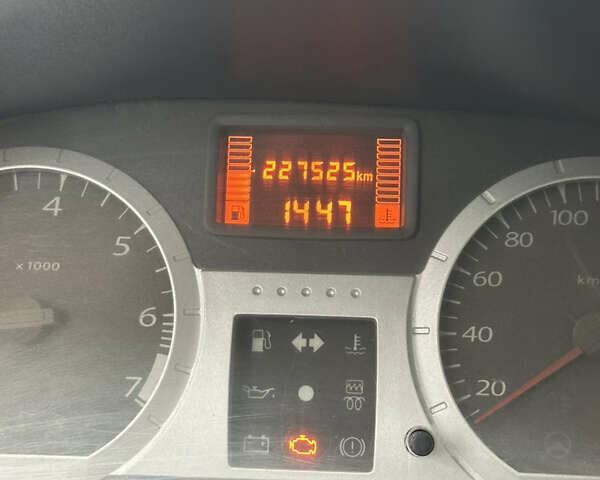 Серый ВАЗ Largus, объемом двигателя 1.6 л и пробегом 228 тыс. км за 4200 $, фото 7 на Automoto.ua