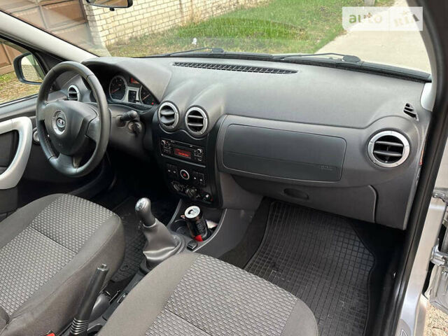 Серый ВАЗ Largus, объемом двигателя 1.6 л и пробегом 68 тыс. км за 6500 $, фото 43 на Automoto.ua