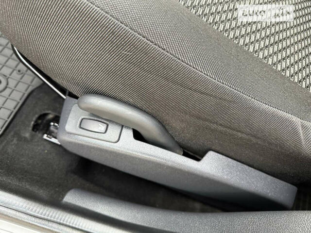 Серый ВАЗ Largus, объемом двигателя 1.6 л и пробегом 68 тыс. км за 6500 $, фото 21 на Automoto.ua