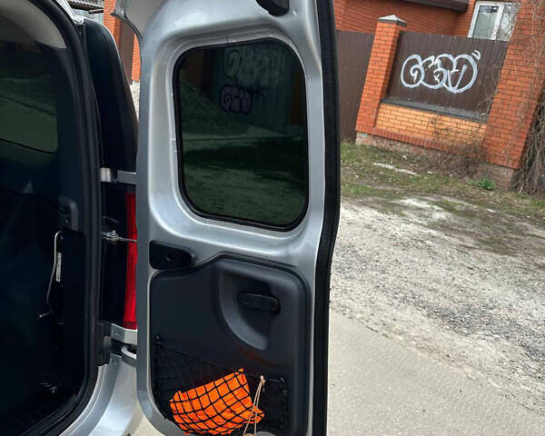 Серый ВАЗ Largus, объемом двигателя 1.6 л и пробегом 68 тыс. км за 6500 $, фото 12 на Automoto.ua