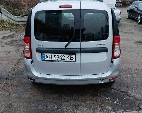 Сірий ВАЗ Largus, об'ємом двигуна 1.6 л та пробігом 275 тис. км за 4900 $, фото 7 на Automoto.ua