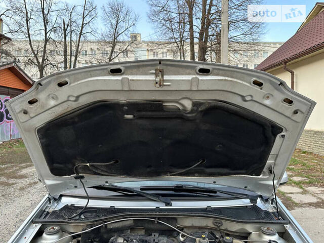 Сірий ВАЗ Largus, об'ємом двигуна 1.6 л та пробігом 68 тис. км за 6500 $, фото 55 на Automoto.ua