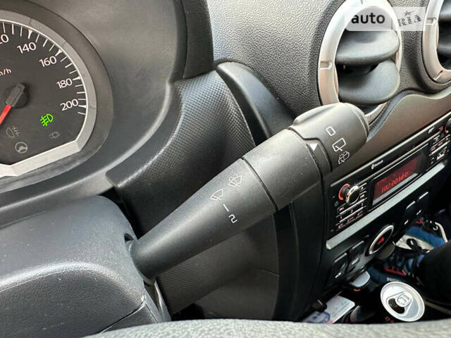 Серый ВАЗ Largus, объемом двигателя 1.6 л и пробегом 68 тыс. км за 6500 $, фото 57 на Automoto.ua