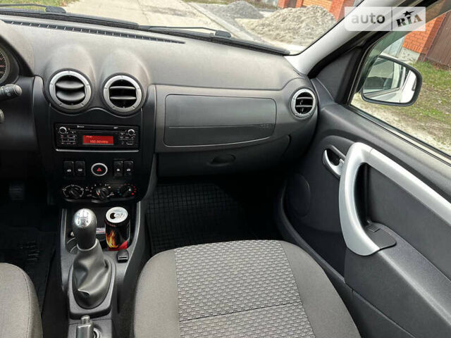 Серый ВАЗ Largus, объемом двигателя 1.6 л и пробегом 68 тыс. км за 6500 $, фото 47 на Automoto.ua