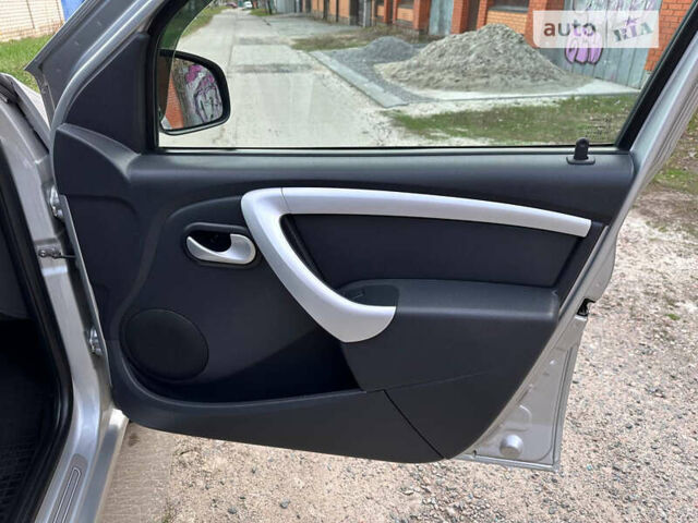 Серый ВАЗ Largus, объемом двигателя 1.6 л и пробегом 68 тыс. км за 6500 $, фото 41 на Automoto.ua