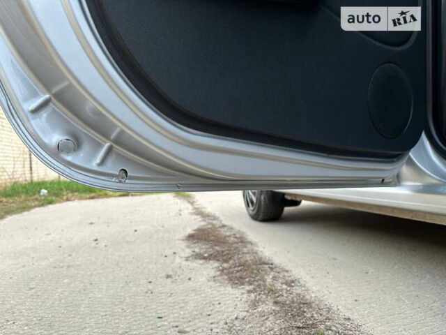 Серый ВАЗ Largus, объемом двигателя 1.6 л и пробегом 68 тыс. км за 6500 $, фото 35 на Automoto.ua