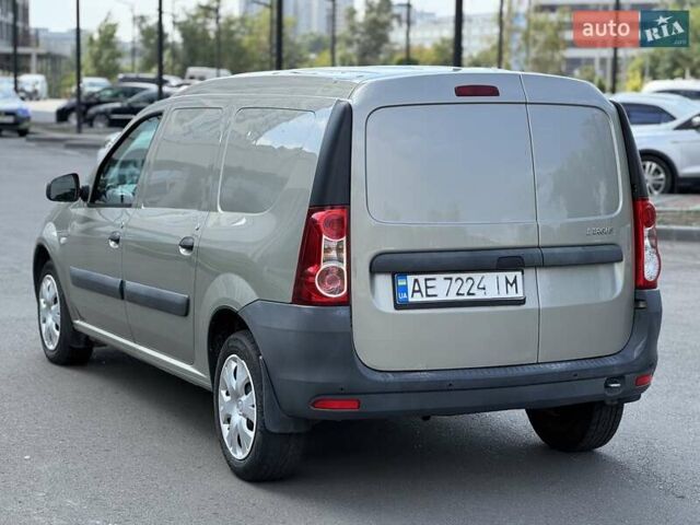 Серый ВАЗ Largus, объемом двигателя 1.6 л и пробегом 124 тыс. км за 3700 $, фото 2 на Automoto.ua