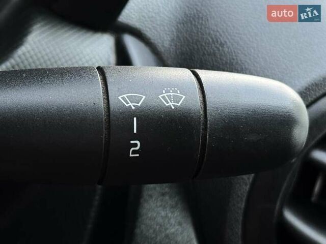 Серый ВАЗ Largus, объемом двигателя 1.6 л и пробегом 124 тыс. км за 3700 $, фото 17 на Automoto.ua