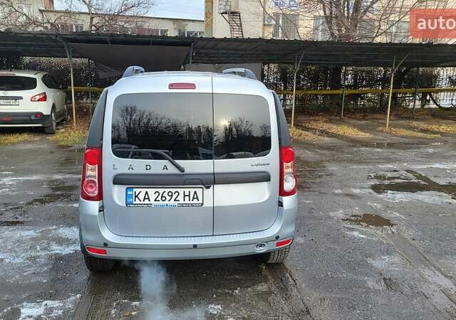 Серый ВАЗ Largus, объемом двигателя 1.6 л и пробегом 68 тыс. км за 7200 $, фото 1 на Automoto.ua