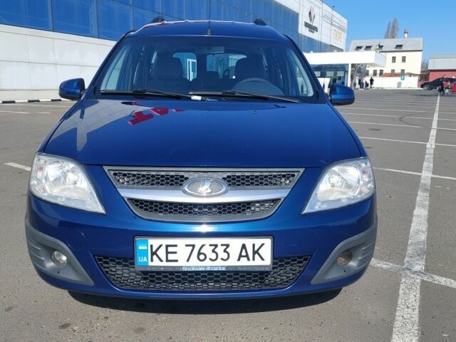 Синій ВАЗ Largus, об'ємом двигуна 1.6 л та пробігом 160 тис. км за 6300 $, фото 2 на Automoto.ua