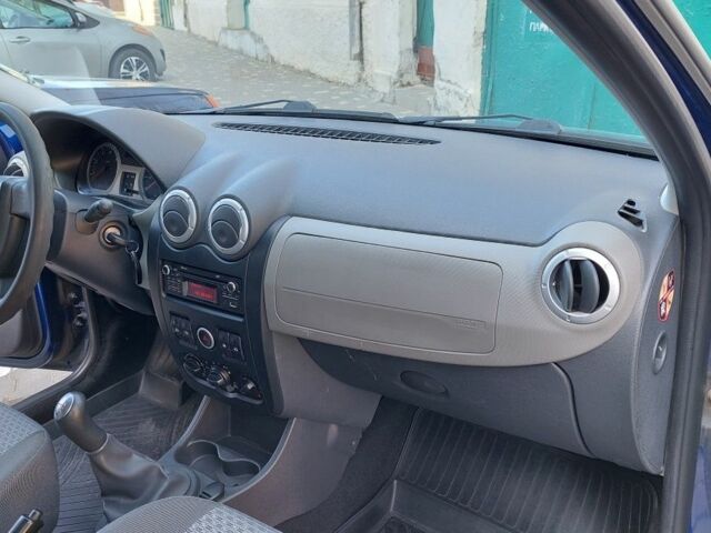 Синій ВАЗ Largus, об'ємом двигуна 1.6 л та пробігом 160 тис. км за 6300 $, фото 21 на Automoto.ua