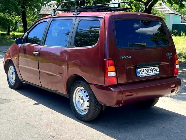 Красный ВАЗ Надежда, объемом двигателя 1.8 л и пробегом 240 тыс. км за 3100 $, фото 3 на Automoto.ua