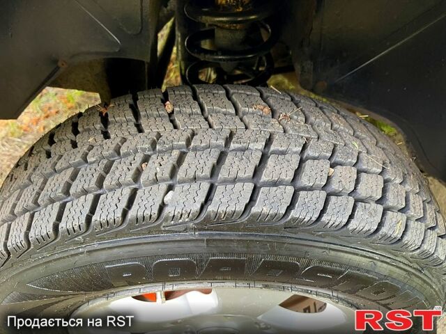 Білий ВАЗ Нива, об'ємом двигуна 1.6 л та пробігом 120 тис. км за 2700 $, фото 9 на Automoto.ua