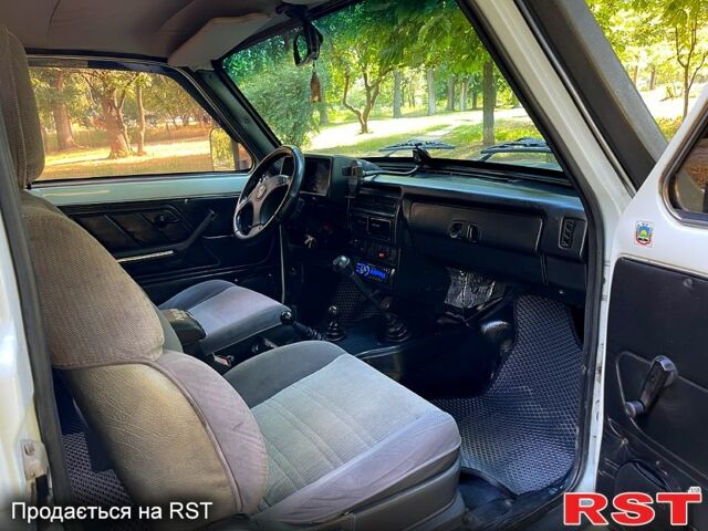 Білий ВАЗ Нива, об'ємом двигуна 1.6 л та пробігом 120 тис. км за 2700 $, фото 10 на Automoto.ua