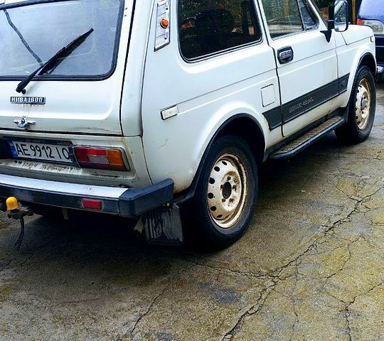 Белый ВАЗ Нива, объемом двигателя 1.6 л и пробегом 0 тыс. км за 1680 $, фото 3 на Automoto.ua
