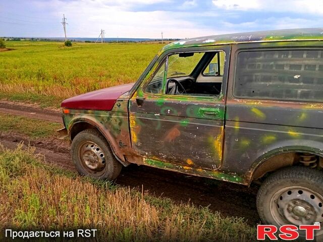 Белый ВАЗ Нива, объемом двигателя 1.6 л и пробегом 0 тыс. км за 650 $, фото 4 на Automoto.ua