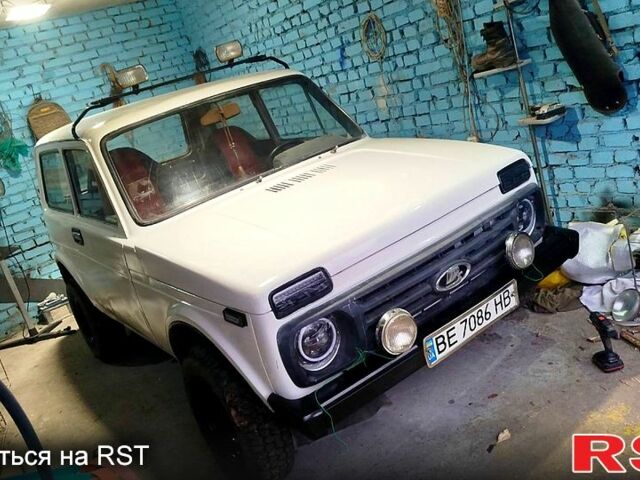 Білий ВАЗ Нива, об'ємом двигуна 1.6 л та пробігом 0 тис. км за 2000 $, фото 5 на Automoto.ua