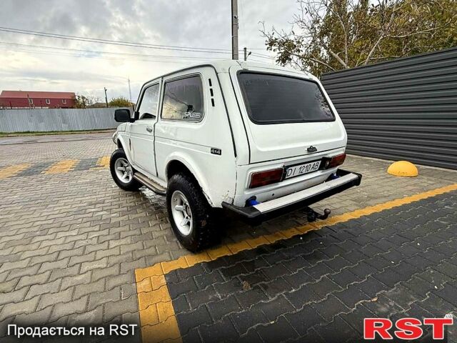 Белый ВАЗ Нива, объемом двигателя 1.6 л и пробегом 0 тыс. км за 2600 $, фото 3 на Automoto.ua