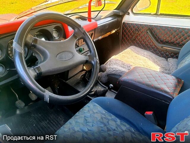 Белый ВАЗ Нива, объемом двигателя 1.6 л и пробегом 0 тыс. км за 2222 $, фото 2 на Automoto.ua