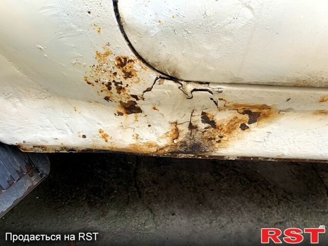 Белый ВАЗ Нива, объемом двигателя 1.6 л и пробегом 140 тыс. км за 1600 $, фото 10 на Automoto.ua