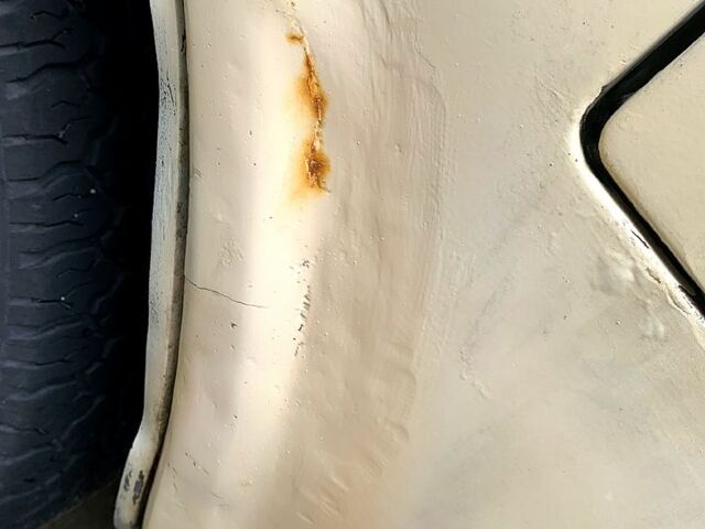 Белый ВАЗ Нива, объемом двигателя 1.6 л и пробегом 140 тыс. км за 1600 $, фото 11 на Automoto.ua