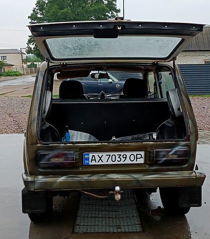 Белый ВАЗ Нива, объемом двигателя 1.6 л и пробегом 285 тыс. км за 1800 $, фото 6 на Automoto.ua
