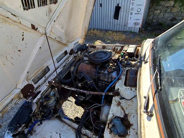 Белый ВАЗ Нива, объемом двигателя 1.5 л и пробегом 0 тыс. км за 900 $, фото 4 на Automoto.ua