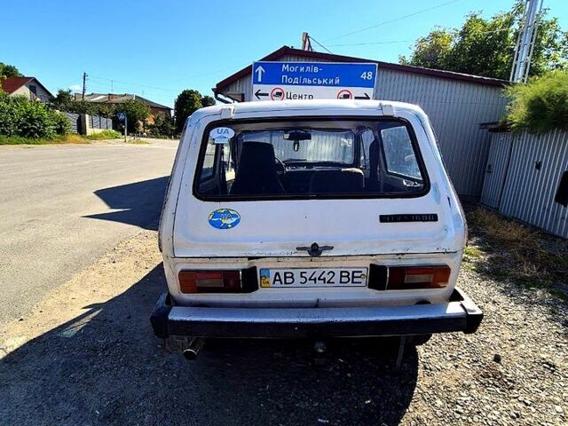 Белый ВАЗ Нива, объемом двигателя 1.5 л и пробегом 0 тыс. км за 900 $, фото 2 на Automoto.ua