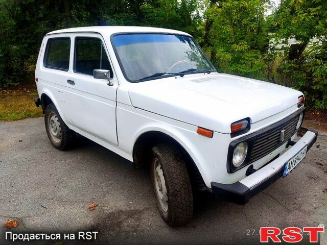 Белый ВАЗ Нива, объемом двигателя 1.6 л и пробегом 51 тыс. км за 2000 $, фото 10 на Automoto.ua