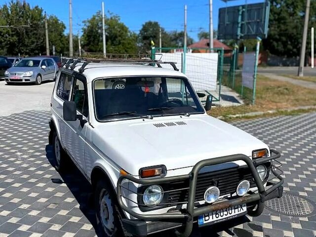 Білий ВАЗ Нива, об'ємом двигуна 1.6 л та пробігом 0 тис. км за 2900 $, фото 1 на Automoto.ua
