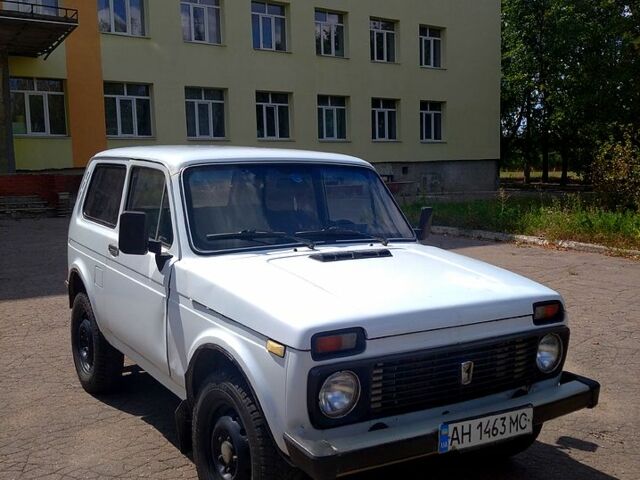 Білий ВАЗ Нива, об'ємом двигуна 1.6 л та пробігом 150 тис. км за 1200 $, фото 1 на Automoto.ua