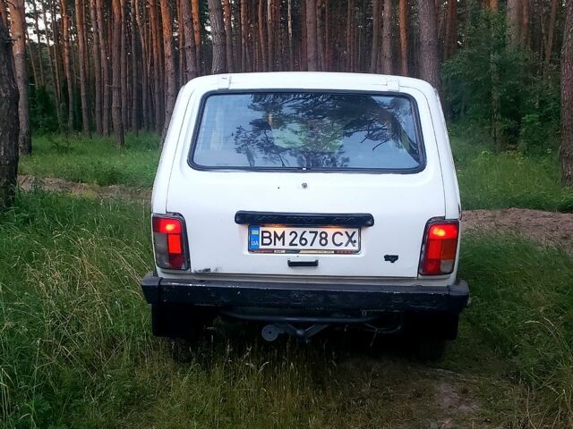 Білий ВАЗ Нива, об'ємом двигуна 1.6 л та пробігом 250 тис. км за 1750 $, фото 1 на Automoto.ua
