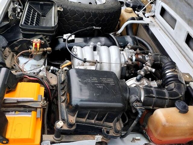 Белый ВАЗ Нива, объемом двигателя 1.7 л и пробегом 160 тыс. км за 2800 $, фото 4 на Automoto.ua