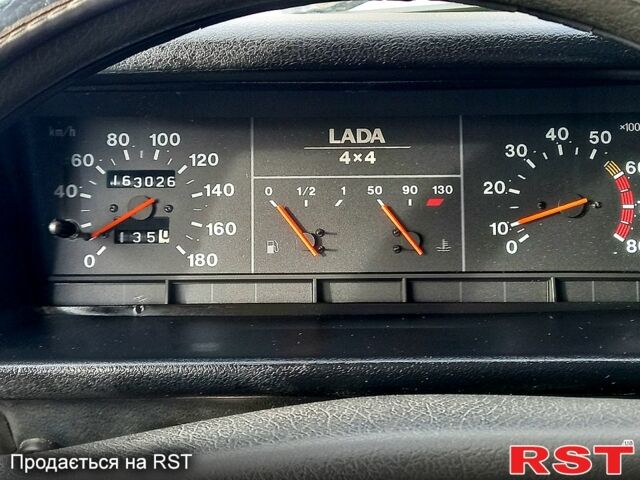 Белый ВАЗ Нива, объемом двигателя 1.7 л и пробегом 166 тыс. км за 3200 $, фото 7 на Automoto.ua