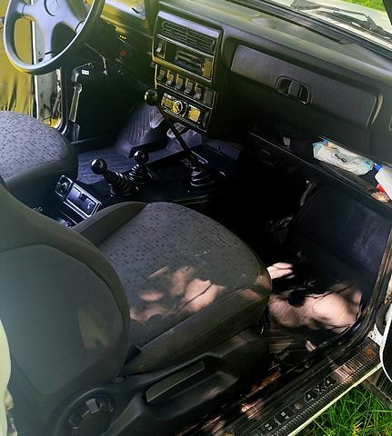 Білий ВАЗ Нива, об'ємом двигуна 1.7 л та пробігом 168 тис. км за 3800 $, фото 7 на Automoto.ua