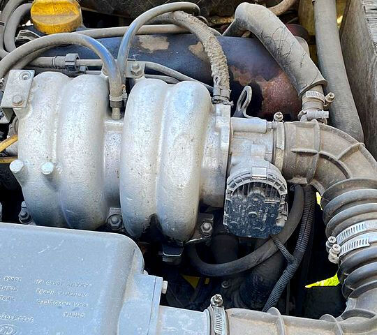 Белый ВАЗ Нива, объемом двигателя 1.7 л и пробегом 290 тыс. км за 3000 $, фото 1 на Automoto.ua