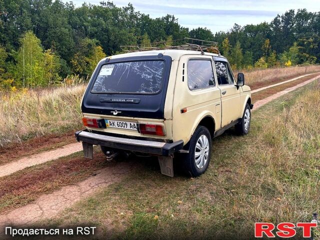 Бежевый ВАЗ Нива, объемом двигателя 1.6 л и пробегом 323 тыс. км за 1450 $, фото 2 на Automoto.ua