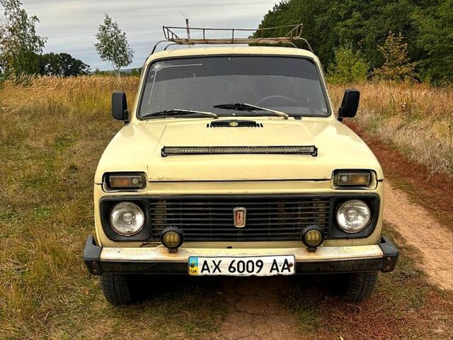 Бежевый ВАЗ Нива, объемом двигателя 1.6 л и пробегом 323 тыс. км за 1450 $, фото 6 на Automoto.ua