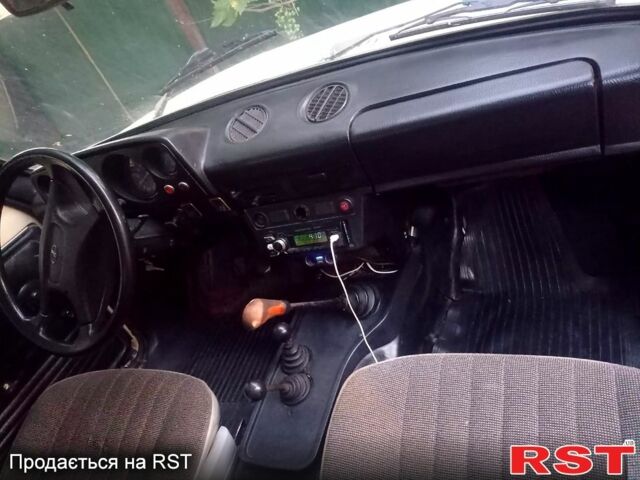Бежевый ВАЗ Нива, объемом двигателя 1.6 л и пробегом 64 тыс. км за 2500 $, фото 8 на Automoto.ua