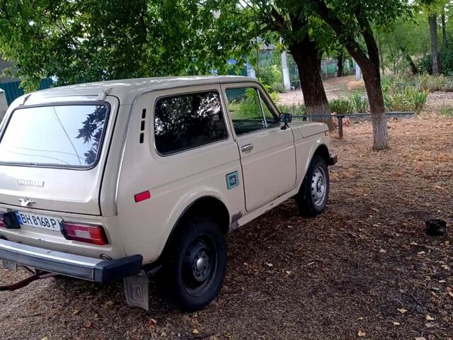 Бежевый ВАЗ Нива, объемом двигателя 1.6 л и пробегом 64 тыс. км за 2500 $, фото 1 на Automoto.ua