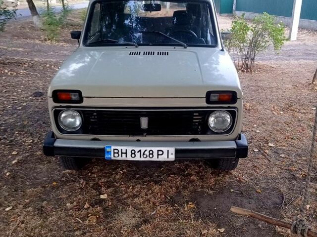 Бежевый ВАЗ Нива, объемом двигателя 1.6 л и пробегом 64 тыс. км за 2500 $, фото 2 на Automoto.ua