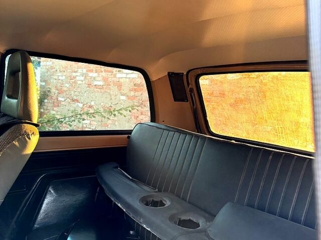 Бежевый ВАЗ Нива, объемом двигателя 1.6 л и пробегом 180 тыс. км за 3000 $, фото 12 на Automoto.ua