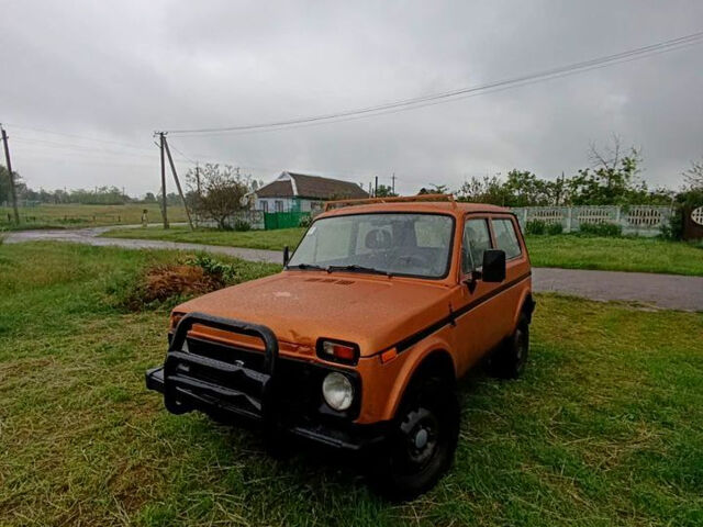 Бежевый ВАЗ Нива, объемом двигателя 1.7 л и пробегом 400 тыс. км за 1200 $, фото 3 на Automoto.ua